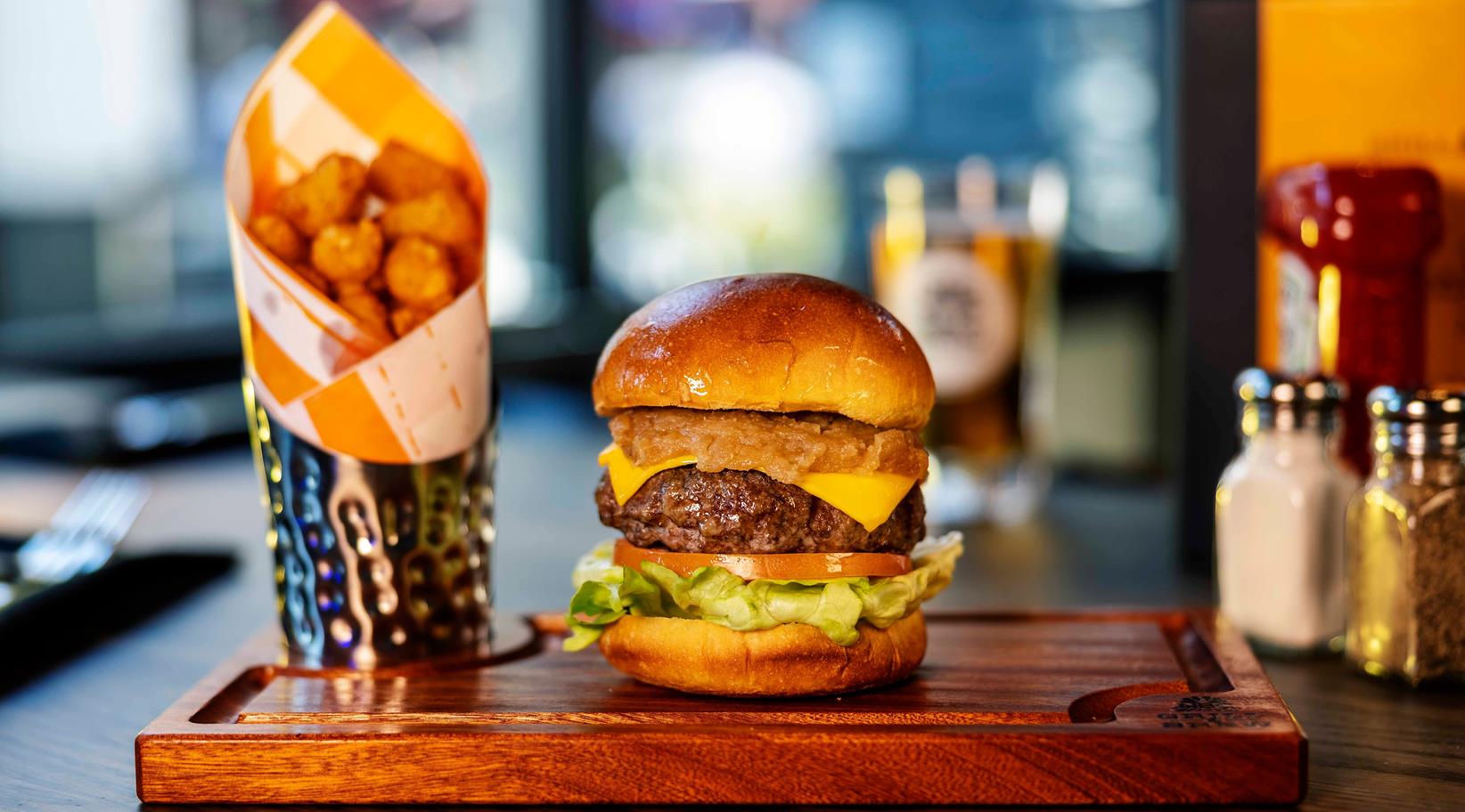 Universal Studios Hollywood abre un nuevo restaurante con temática